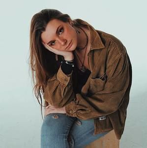 Meet your Posher, Maggie